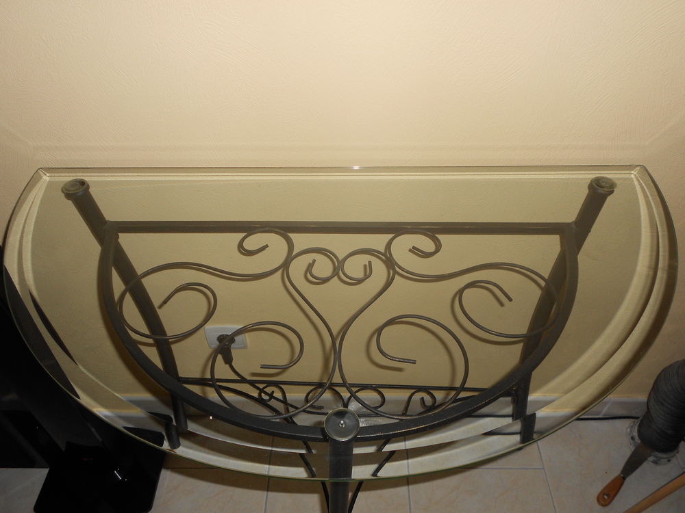 console demi lune fer forg&eacute; et verre Meubles