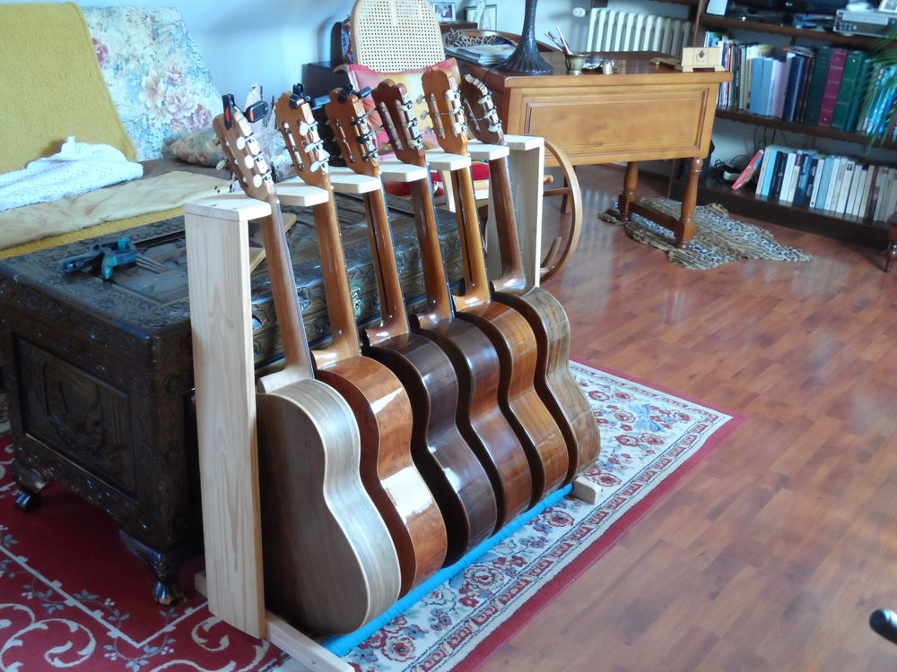 STAND PRESENTOIR 6 GUITARES Instruments de musique