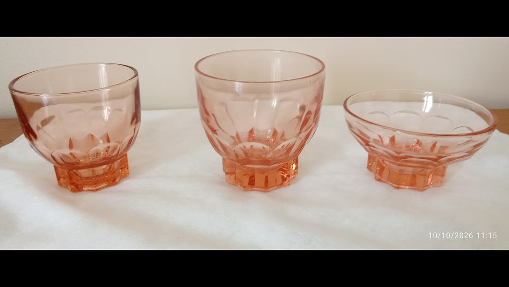 LOT VERRES ROSES VINTAGE Cuisine