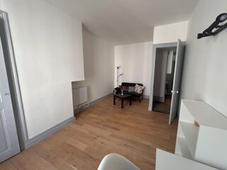  Appartement à louer 2 pièces 50 m²
