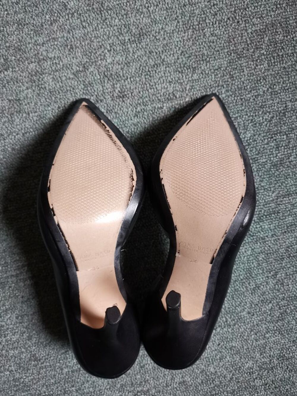 Escarpin noir Zara, taille 36 Chaussures