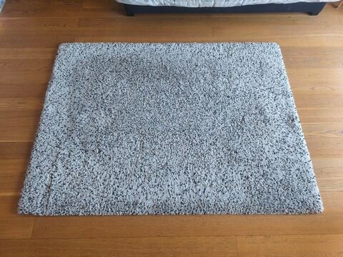 Tapis Ikea modèle Vindum blanc et noir
Vincennes (94)