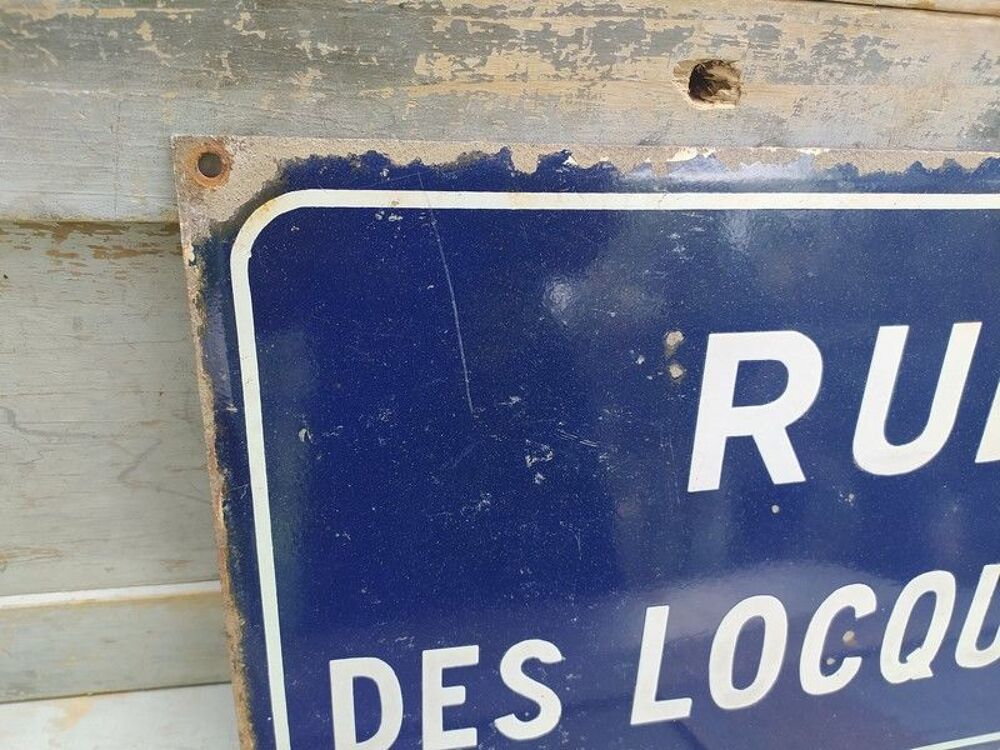 Ancienne Plaque &Eacute;maill&eacute;e Rue des Locquets 
