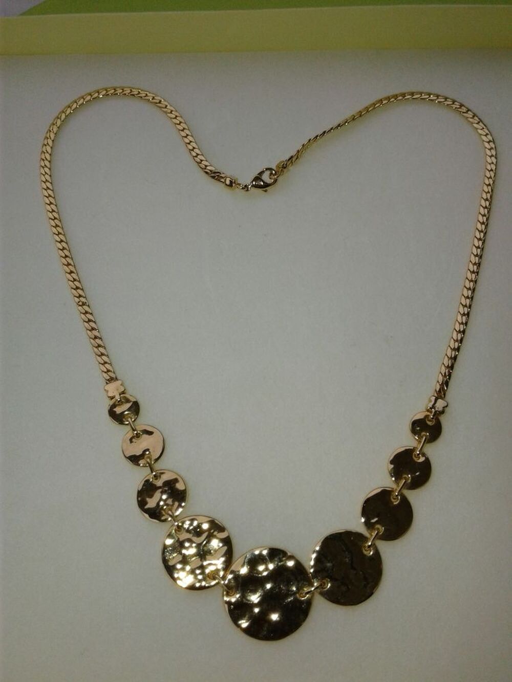 Collier Bijoux et montres