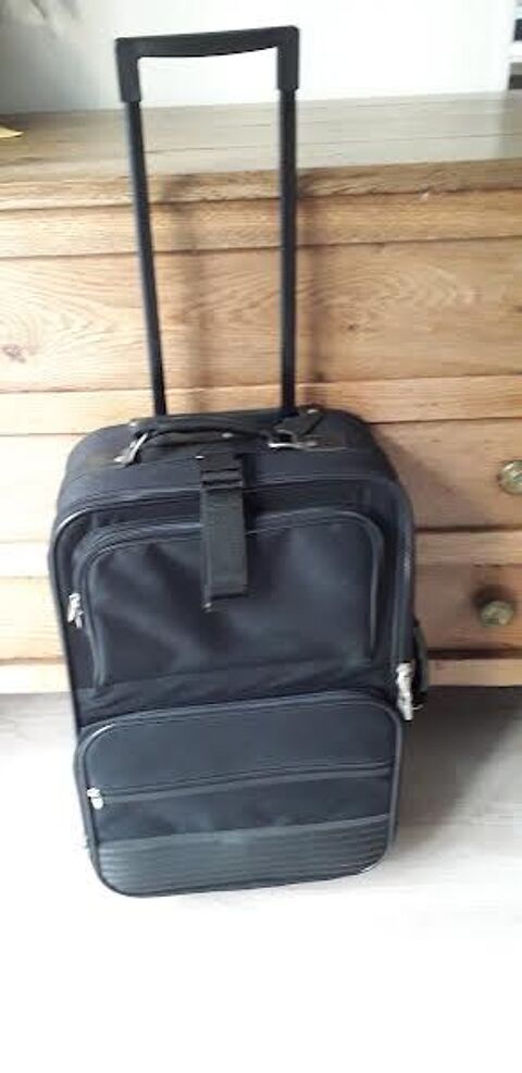 Valisette 12 Beaubourg (77)