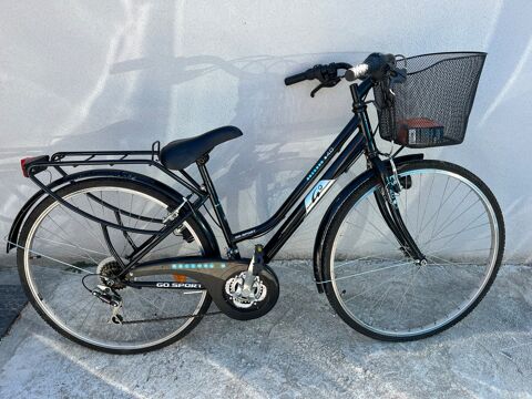 Vélo de ville Go Sport noir avec panier Pont-de-Barret (26)