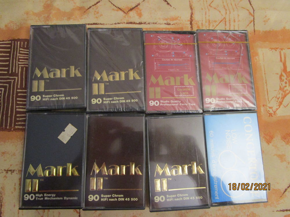 lot de 8 cassettes neuves audio CD et vinyles