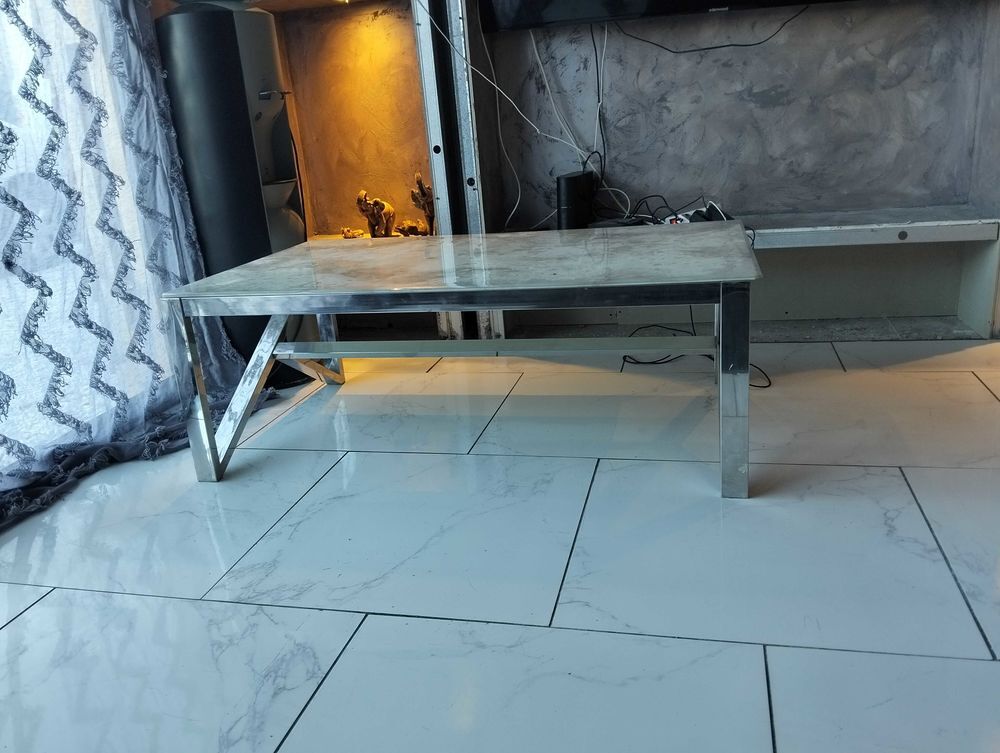 table et chaisse Meubles