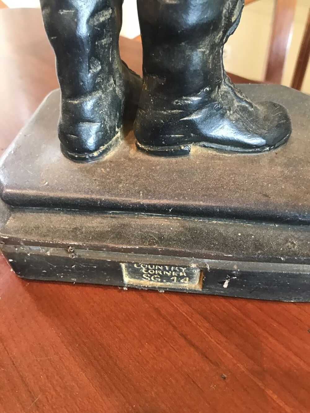 2 STATUETTES Décoration