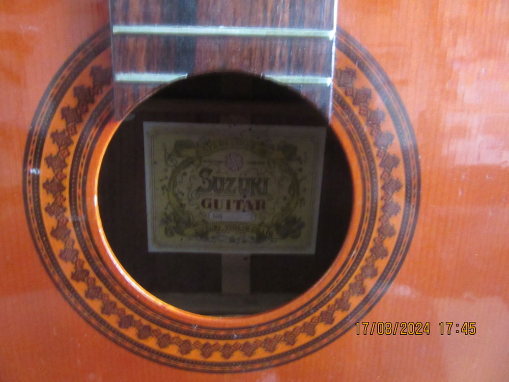 GUITARE CLASSIQUE Audio et hifi