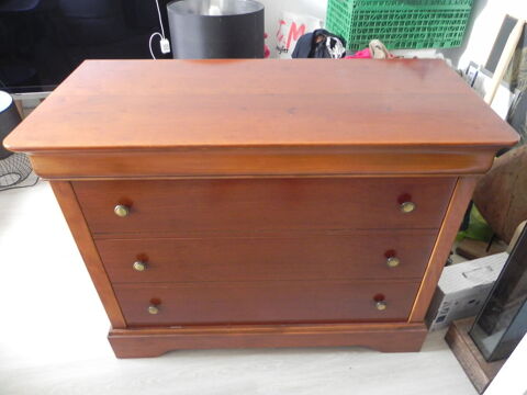  Commode en bois 3 tiroirs  70 Lombreuil (45)