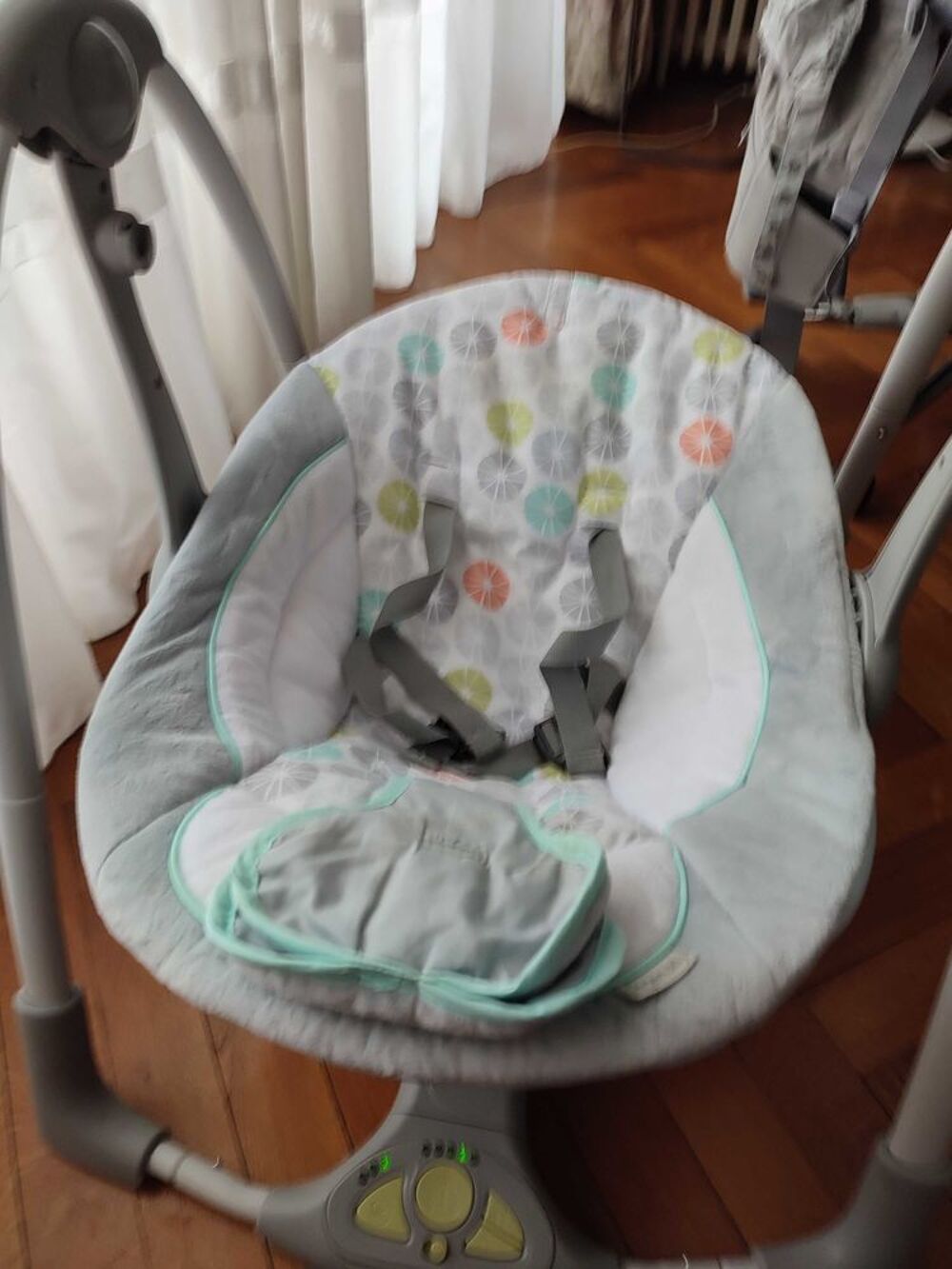 Balancelle &eacute;lectrique pour b&eacute;b&eacute; Puriculture