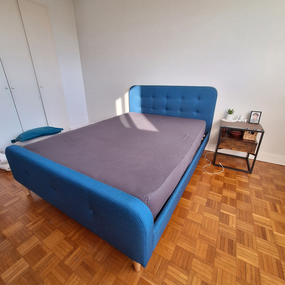 Lit scandinave couleur bleu paon + sommier 24 lattes Meubles