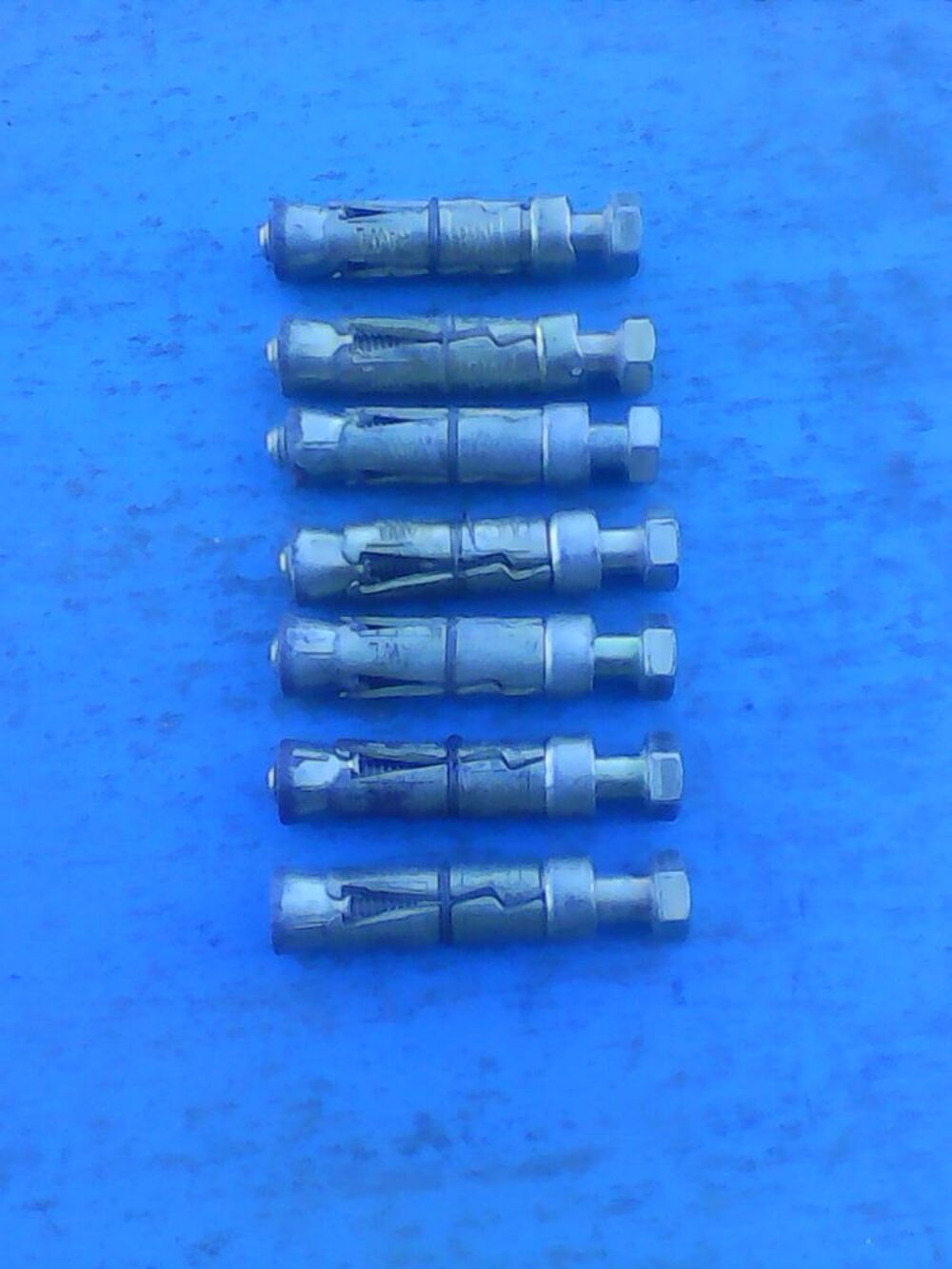 7 chevilles de fixation &agrave; expansion en acier de 8 Mm. Bricolage