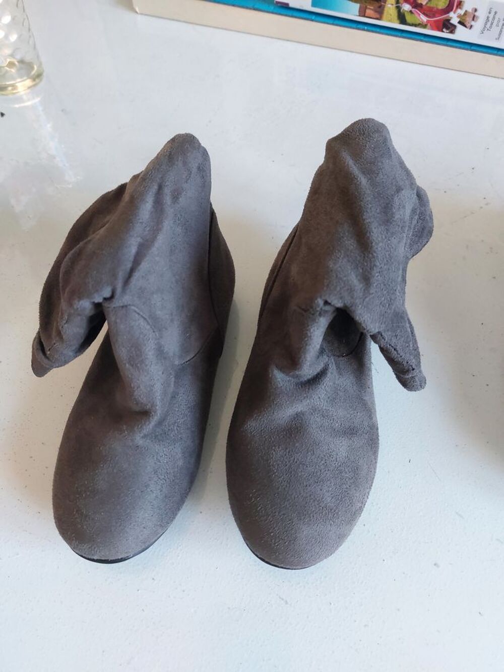 CHAUSSURES ENFANT DIFFERENTES TAILLES Chaussures