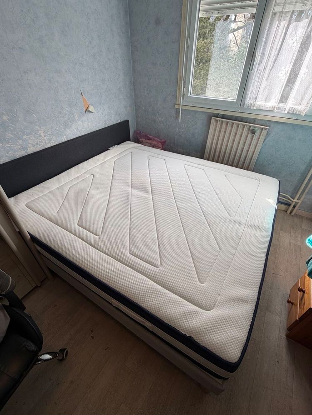 Matelas + sommier 180x200 (King Size) Meubles