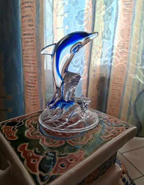 Statuette dauphin bleu en verre 10 H�nin-Beaumont (62)
