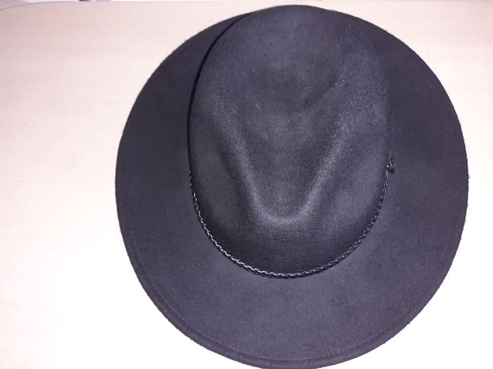 CHAPEAU FEUTRE Vêtements