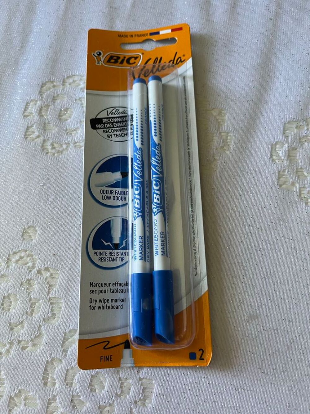 Lot de 2 marqueurs effa&ccedil;ables pour tableau blanc neuf 