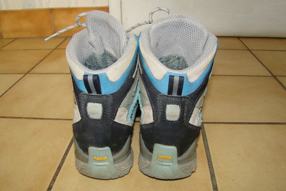 Chaussures de randonn&eacute;e ASOLO 37 &frac12; Sports