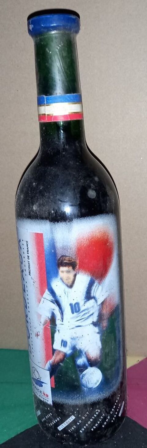 COUPE DU MONDE 1998
BORDEAUX ? FRANCE 98
COUPE DU MONDE
10 Dijon (21)