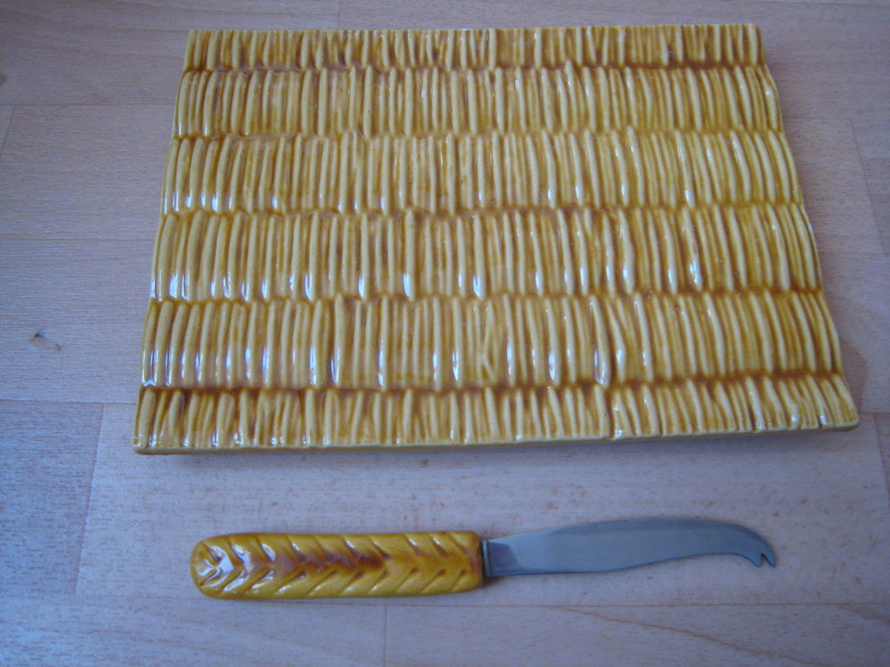 Plateau &agrave; fromage et son couteau Vintage - (NH78) Cuisine
