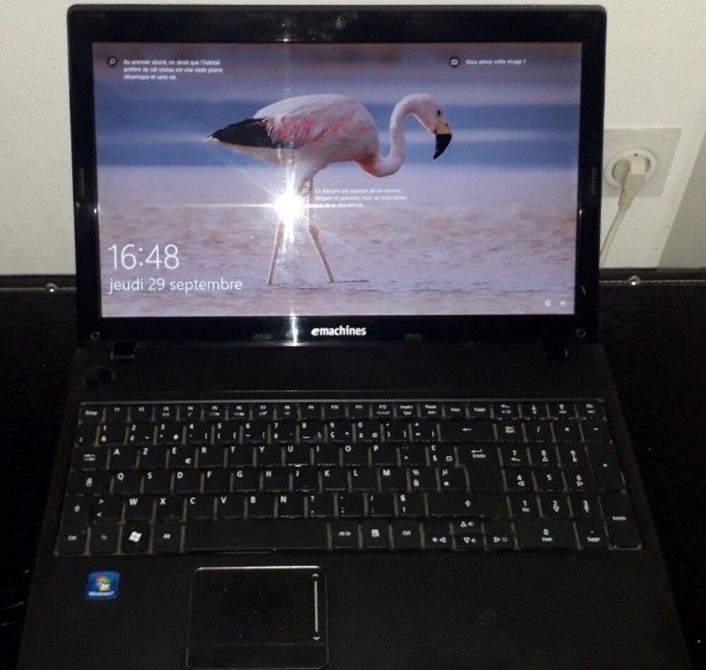 PC PORTABLE e machine Matériel informatique