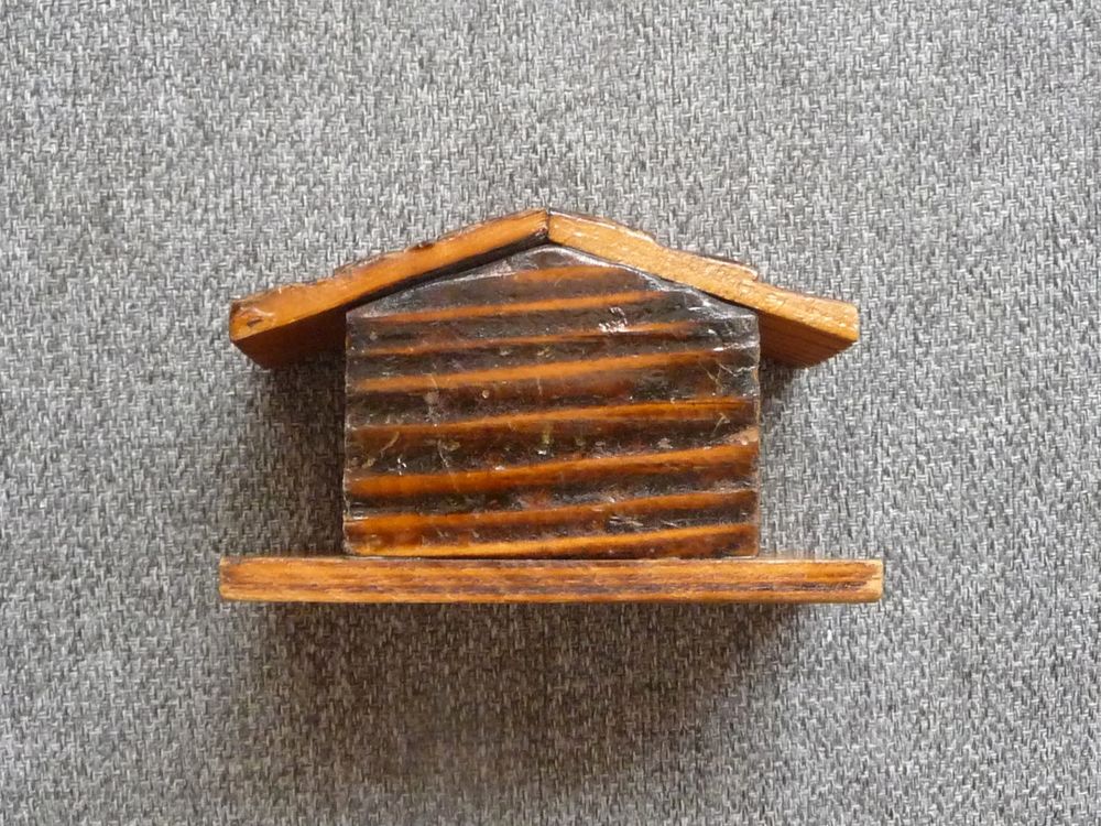 Bibelot/ Petite Maison en Bois Vernis "Le Revard" Décoration