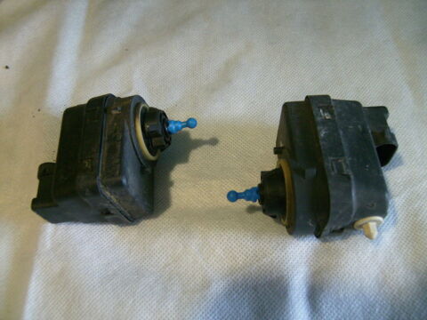 2 correcteurs de port�e de phares pour Clio 2 15 Wolxheim (67)