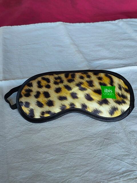 Cache yeux pour dormir neuf (panth�re) 2 Avermes (03)