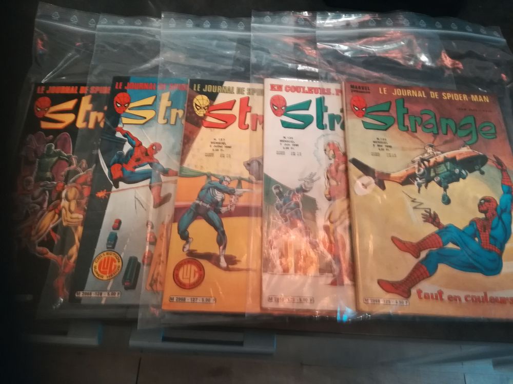 bd strange Livres et BD