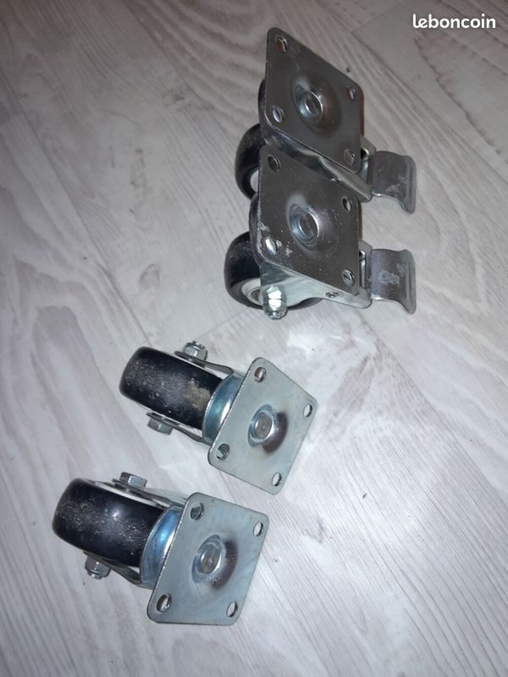 Ensemble 4 roulettes pivotante Bricolage