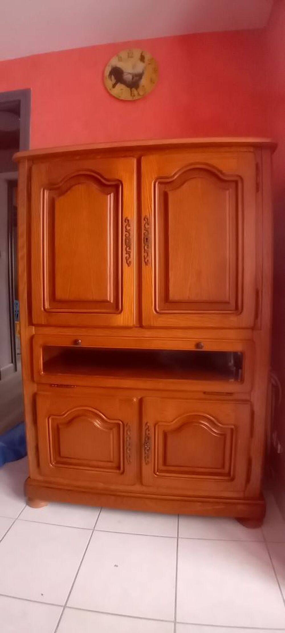 Meuble t&eacute;l&eacute; Meubles