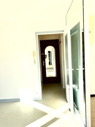  Appartement à louer 1 pièce 30 m²