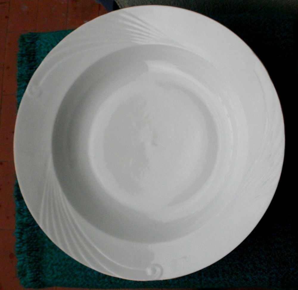 Plat creux en porcelaine blanche opaque Cuisine