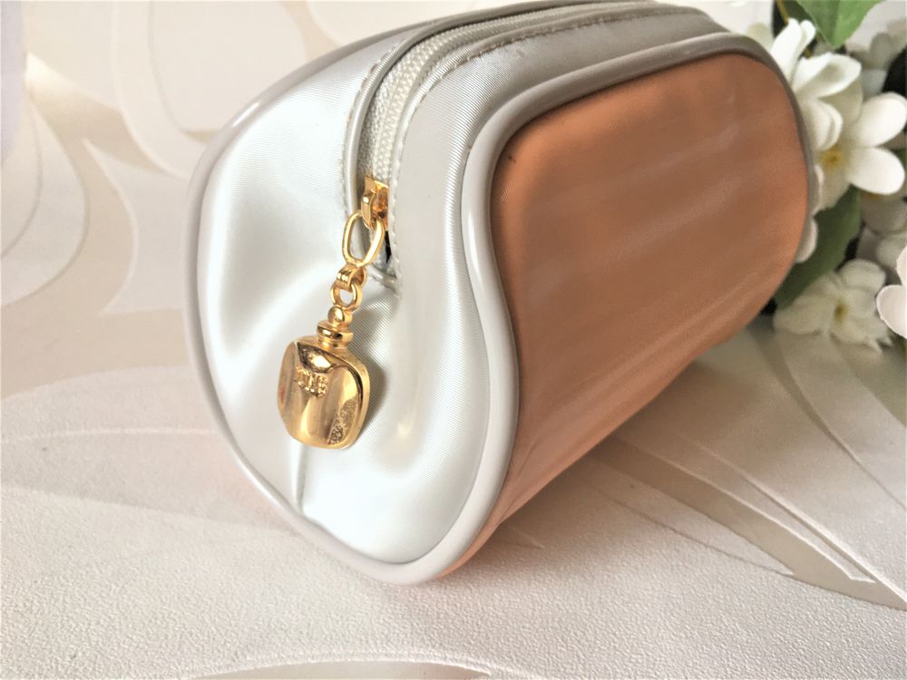superbe TROUSSE Collector de tr&egrave;s grande marque 
