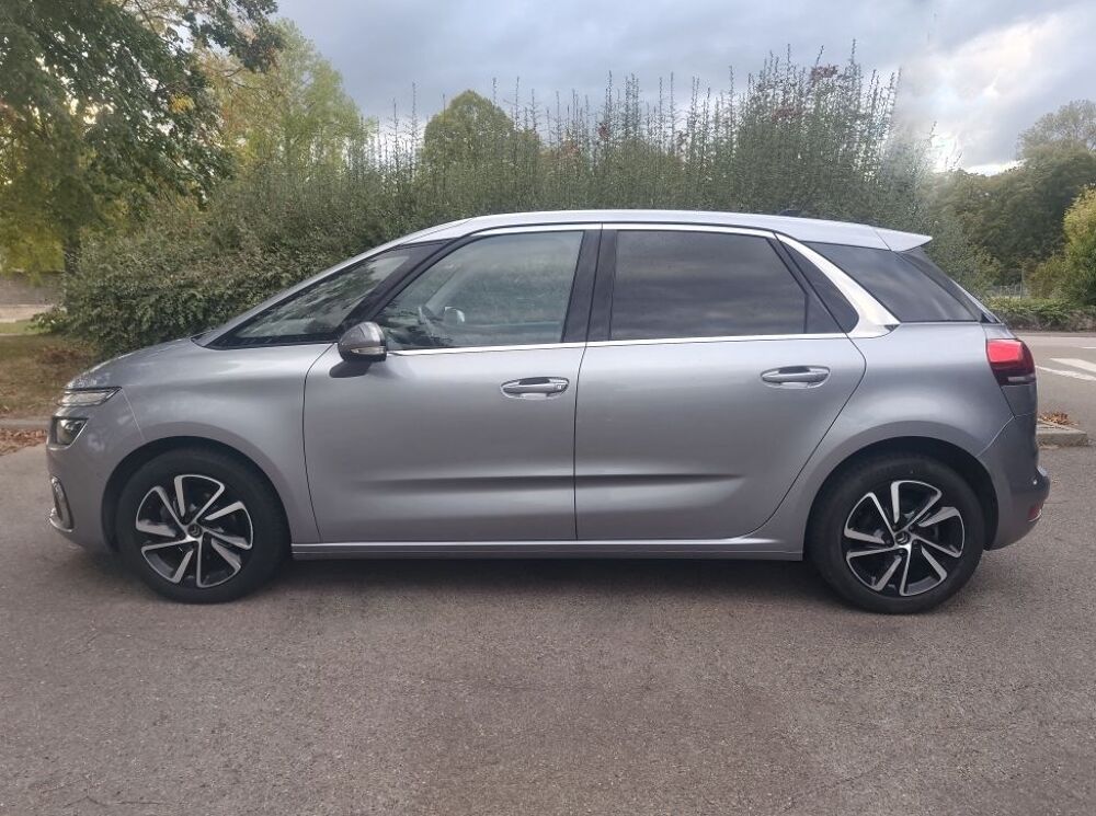 C4 Spacetourer PureTech 130 S&S Shine 2019 occasion 78390 Bois-d'Arcy