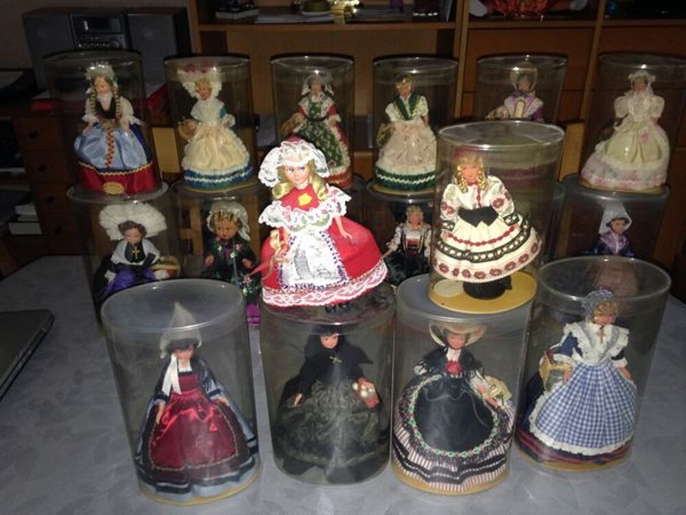 Poup&eacute;es de collection. 
