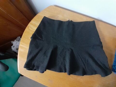 Mini jupe grise   Camaeu  Taille 38 6 Baume-les-Dames (25)