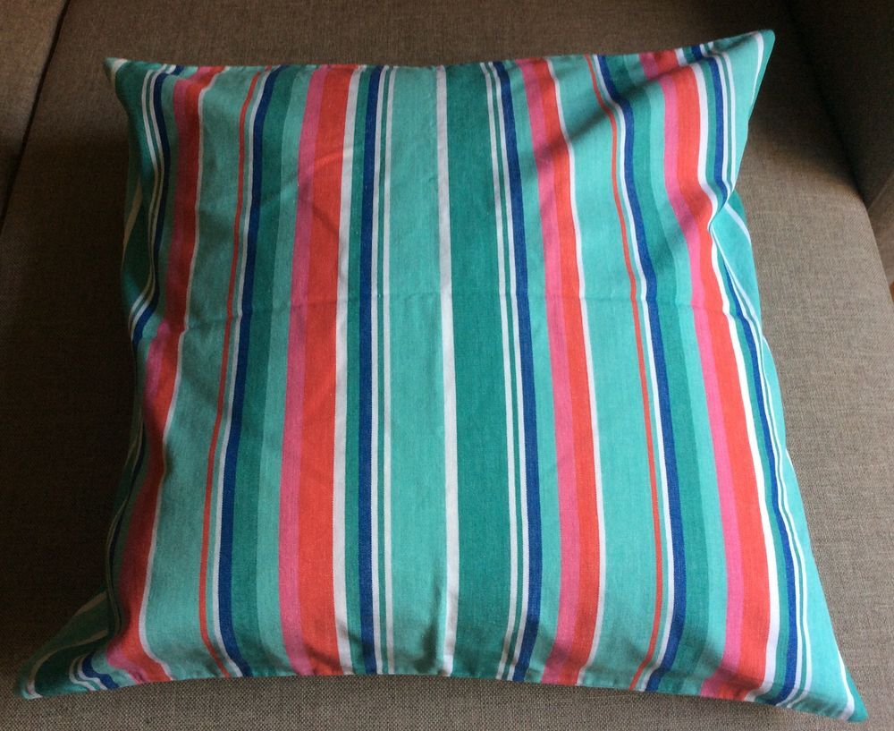 Housse de coussin (jardin, int&eacute;rieur) ray&eacute; 59x59cm - NEUF D�coration