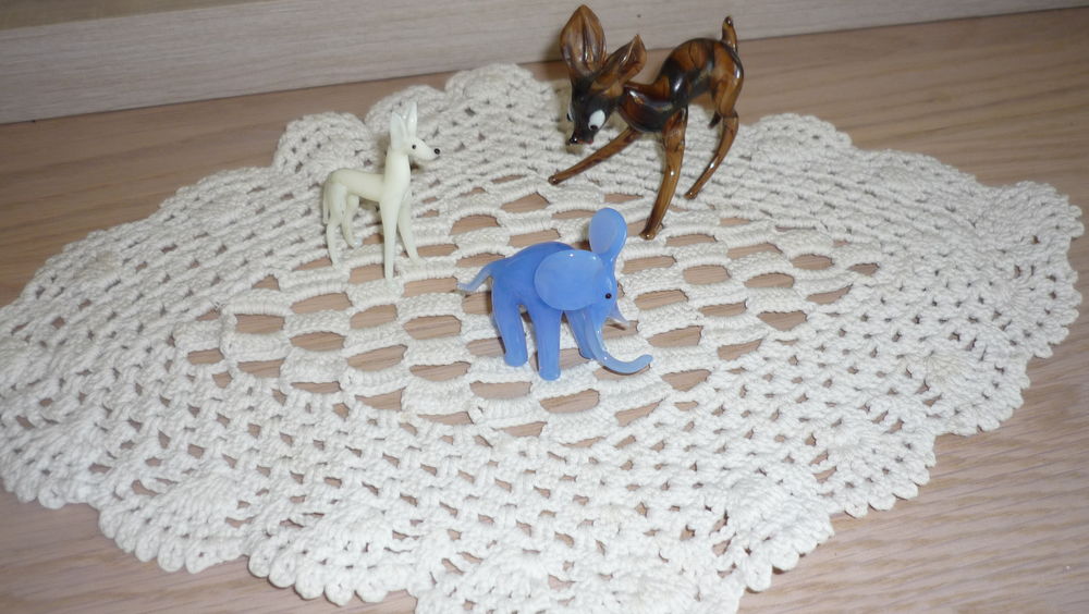 3 Figurines + Cadeaux 