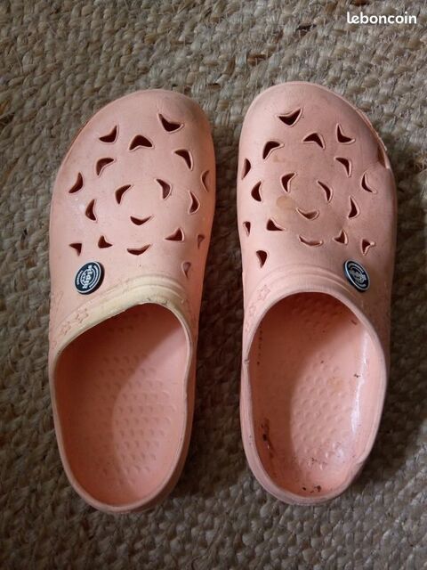 sabot hipps roses - taille 38 / 39
4 Beauchamp (95)