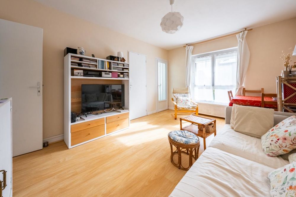 vente Appartement - 4 pièce(s) - 69 m² Dijon (21000)