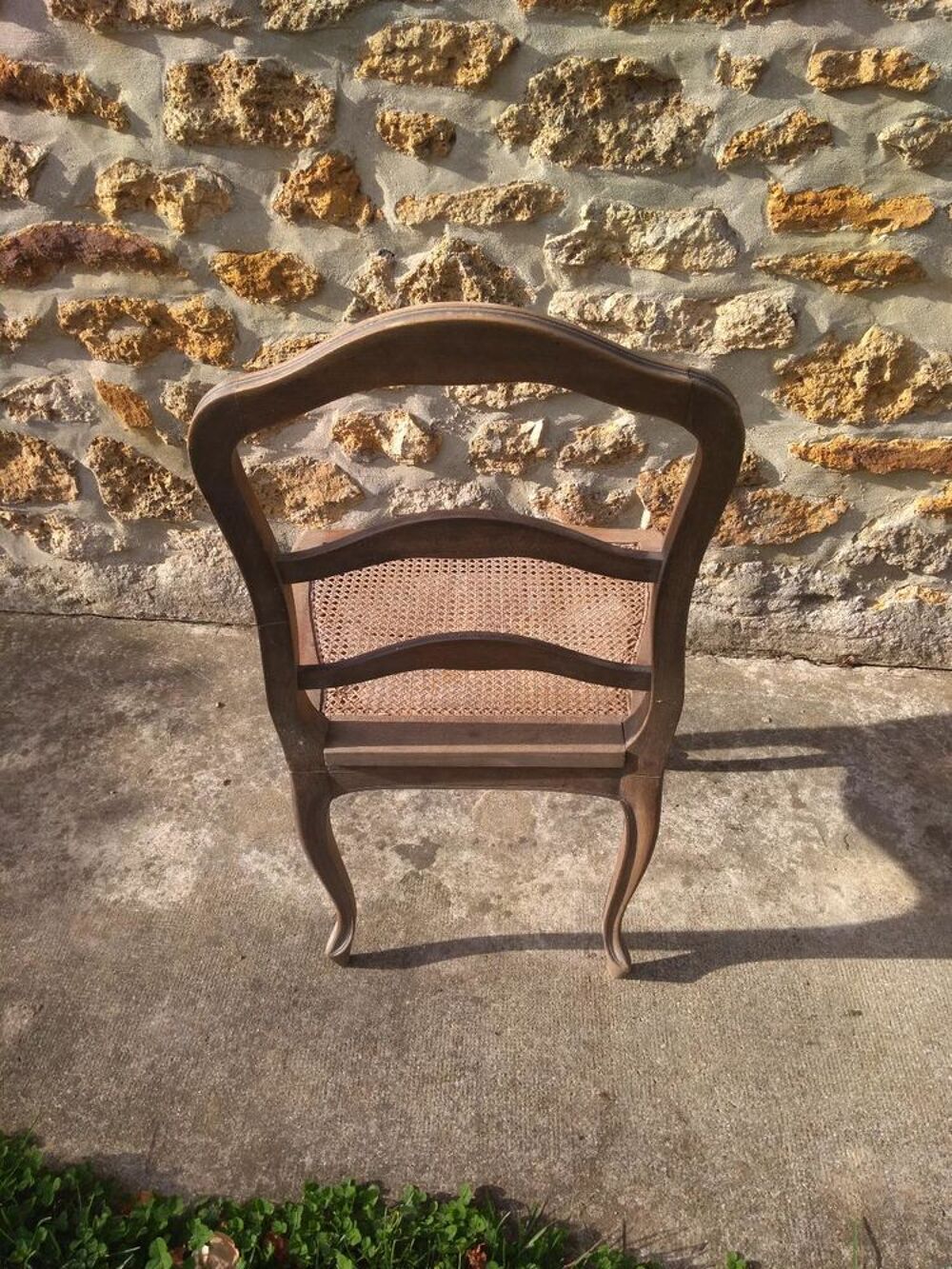 5 chaises rustiques style LouisXV &agrave; restaurer Meubles