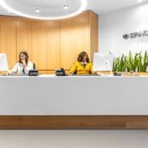   Un accès 24 heures sur 24, 7 jours sur 7 à des bureaux au design remarquable pour 2 personnes à Paris, Spaces Etoile  