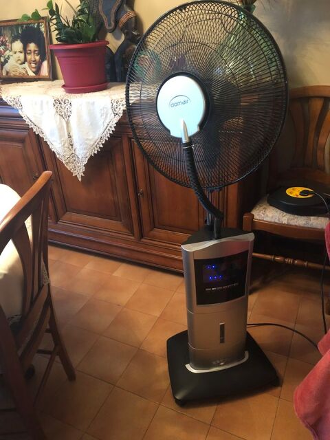Grand ventilateur , achet l'anne dernire . 75 Vallauris (06)