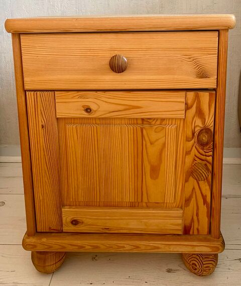 2 TABLES CHEVET PIN MIEL HUILE 30 Rouen (76)