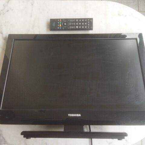 T�l� �cran plat couleur Toshiba diagonale 55cm 70 Montpellier (34)