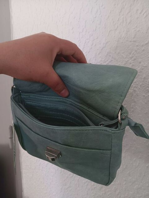 Sac à main femme  50 Nîmes (30)