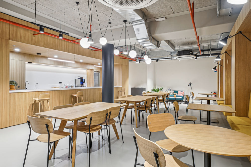   Un accès 24 heures sur 24, 7 jours sur 7 à des bureaux au design remarquable pour 2 personnes à Lyon, Spaces Part-Dieu Lyon 3